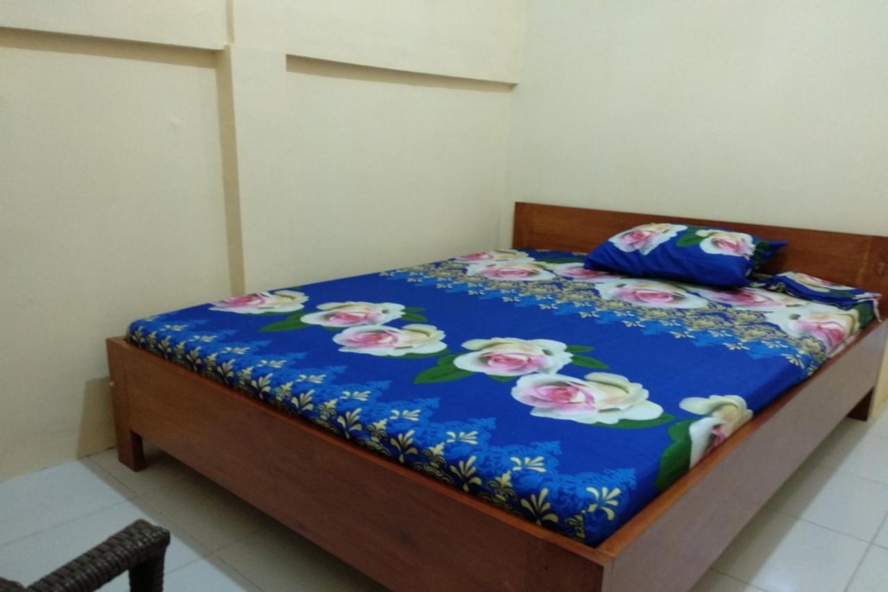 Kelapa Gading Homestay Syariah Redpartner Banyuwangi  Extérieur photo